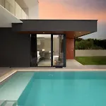 فيلة C Istria *
