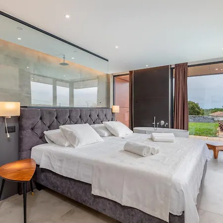 Villa C Istria