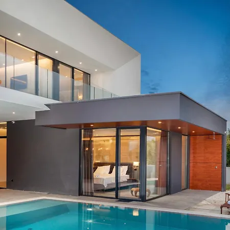 Villa C Istria